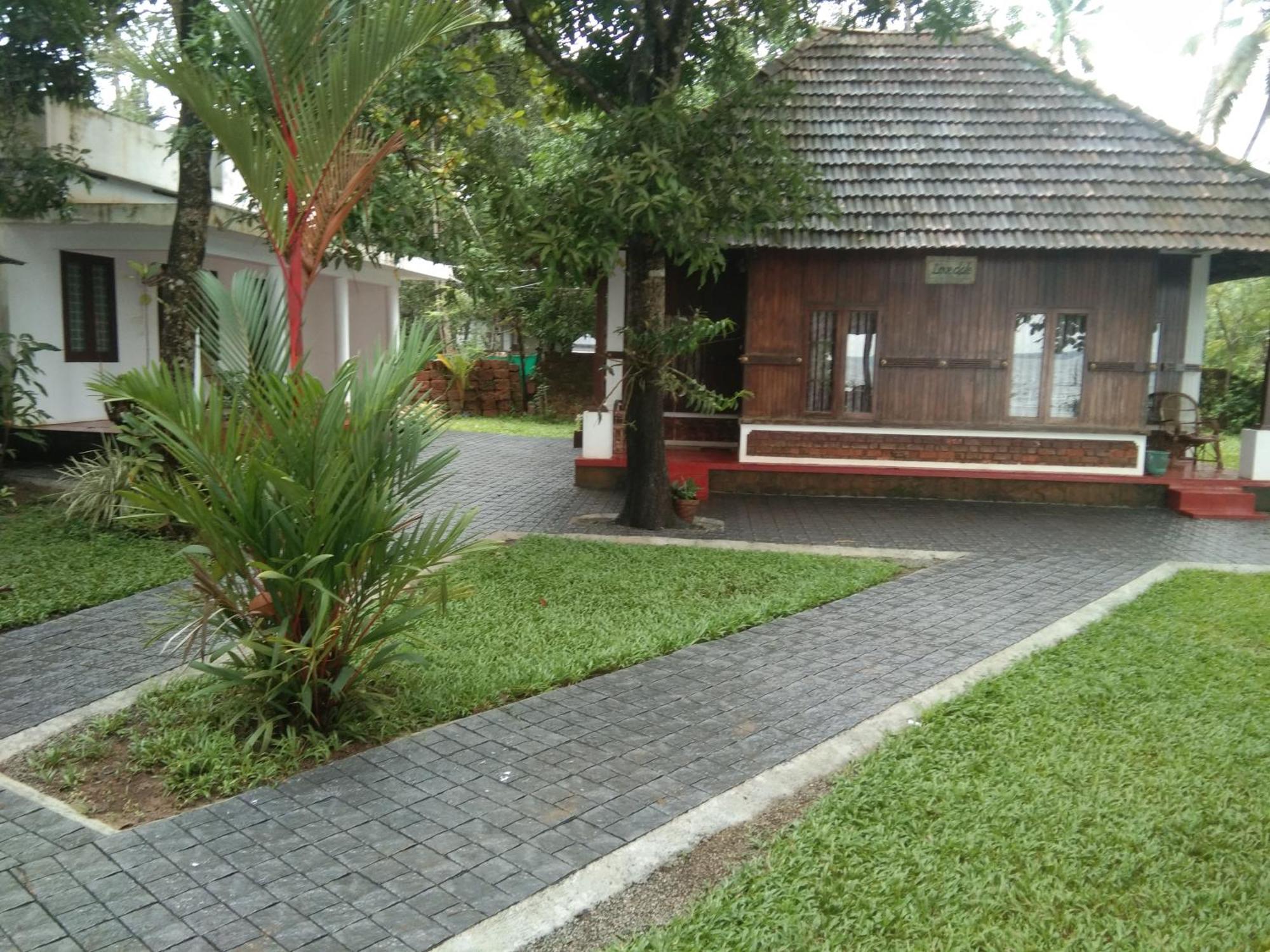Lovedale Lakeside Homestay Alappuzha Exterior foto