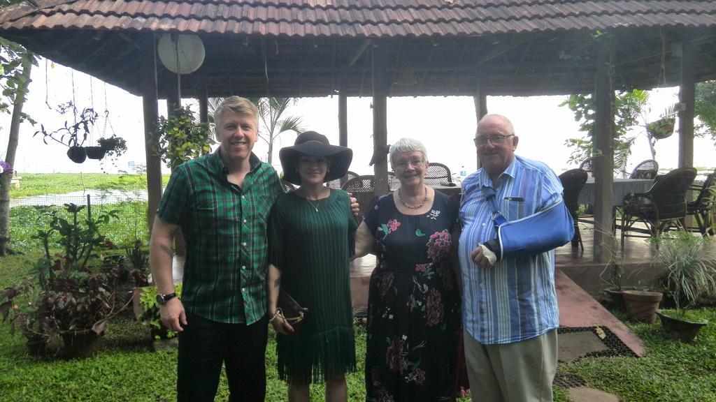 Lovedale Lakeside Homestay Alappuzha Exterior foto